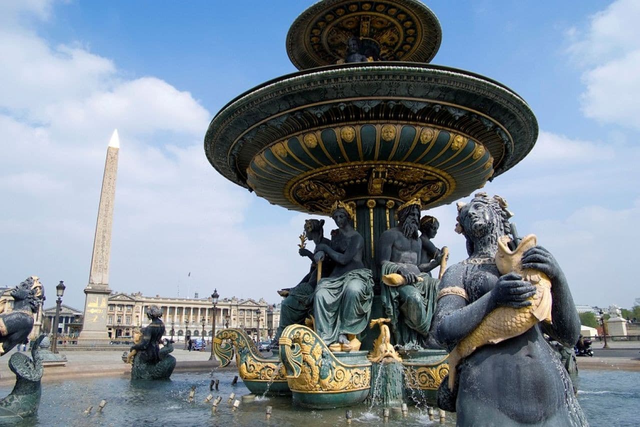Paris Open-Top Bus Tour and Eiffel Tower Reserved Access - image 4